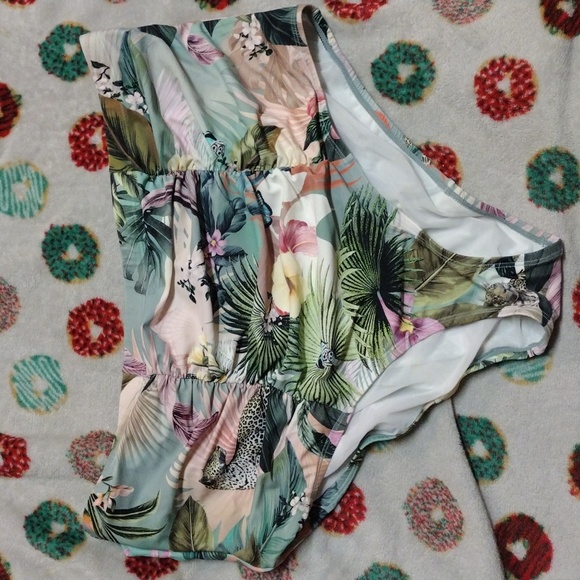 Torrid two piece bathing suit - Picture 3 of 5